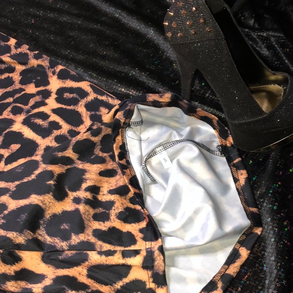 -Boutique- Animal Print Dress - Picture 13 of 17